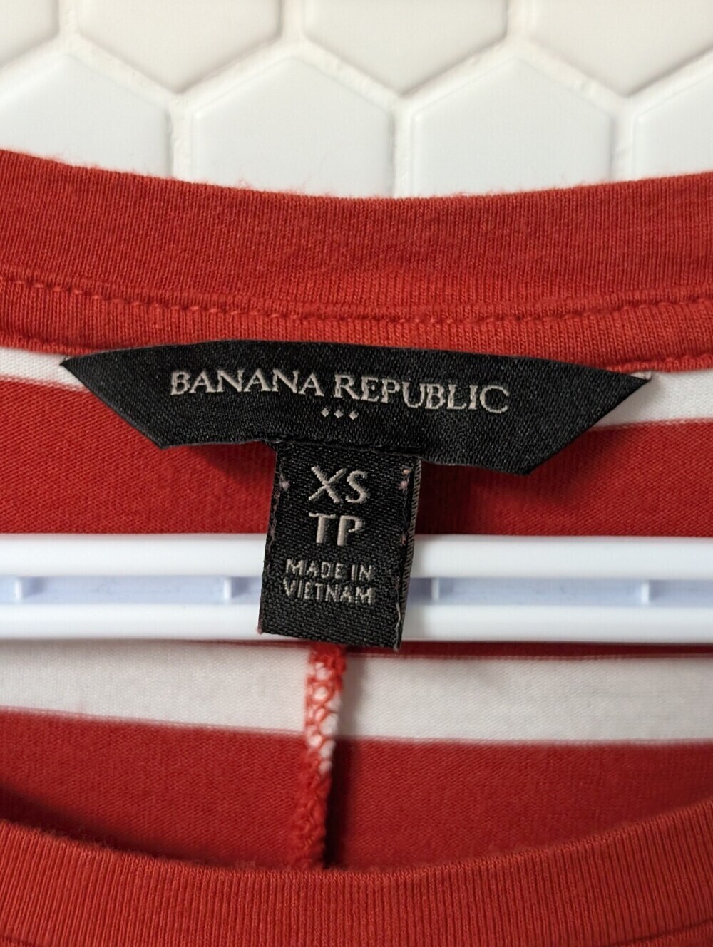 Banana Republic short-sleeve red and white striped t-shirt dress - Picture 5 of 6